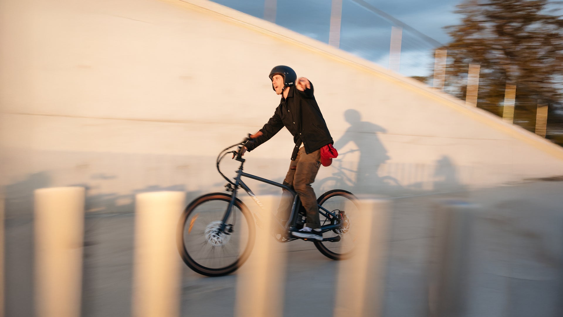 LIGHTWEIGHT BIKES