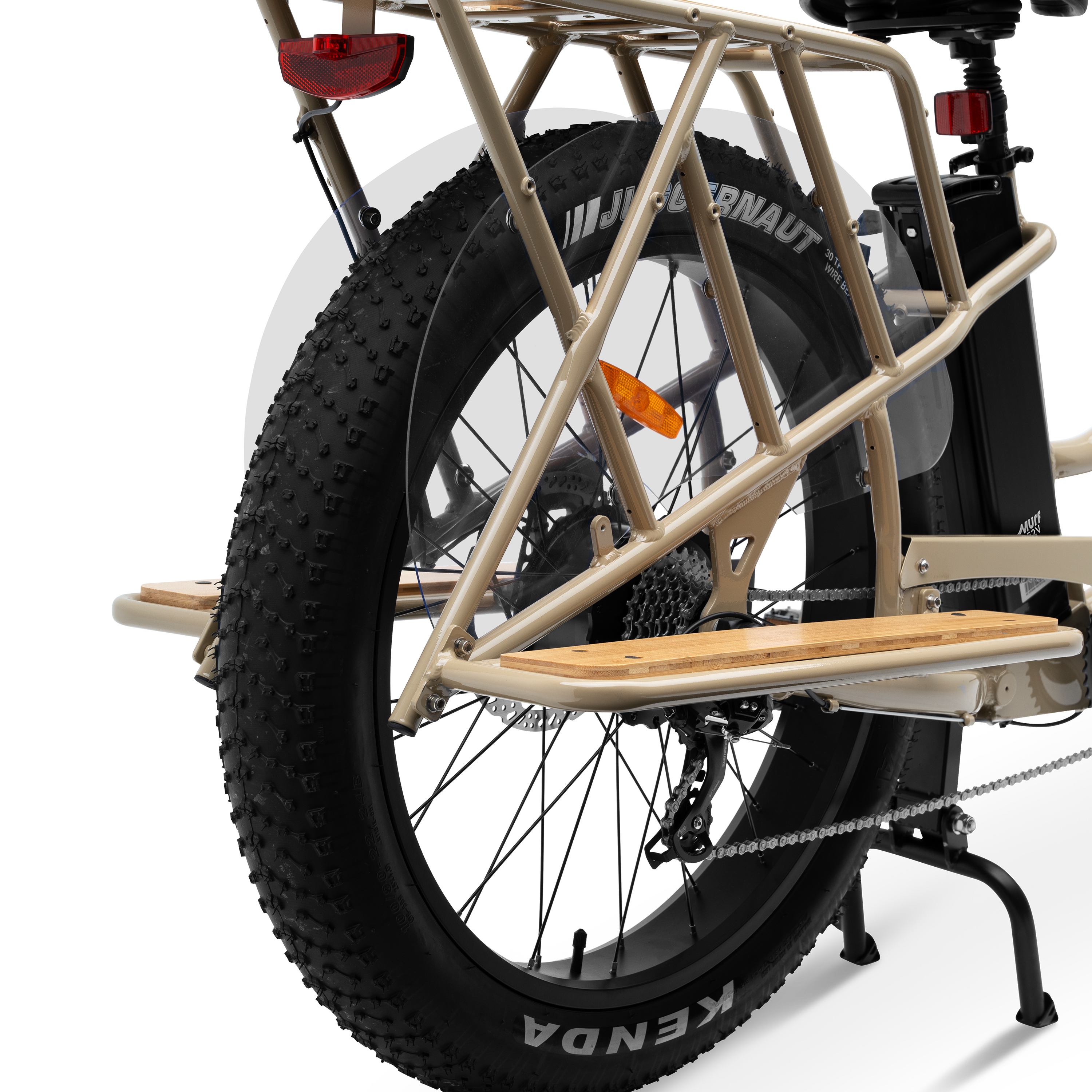 081023_ALPHA_CARGO_DS_DETAIL_FAT_TIRE