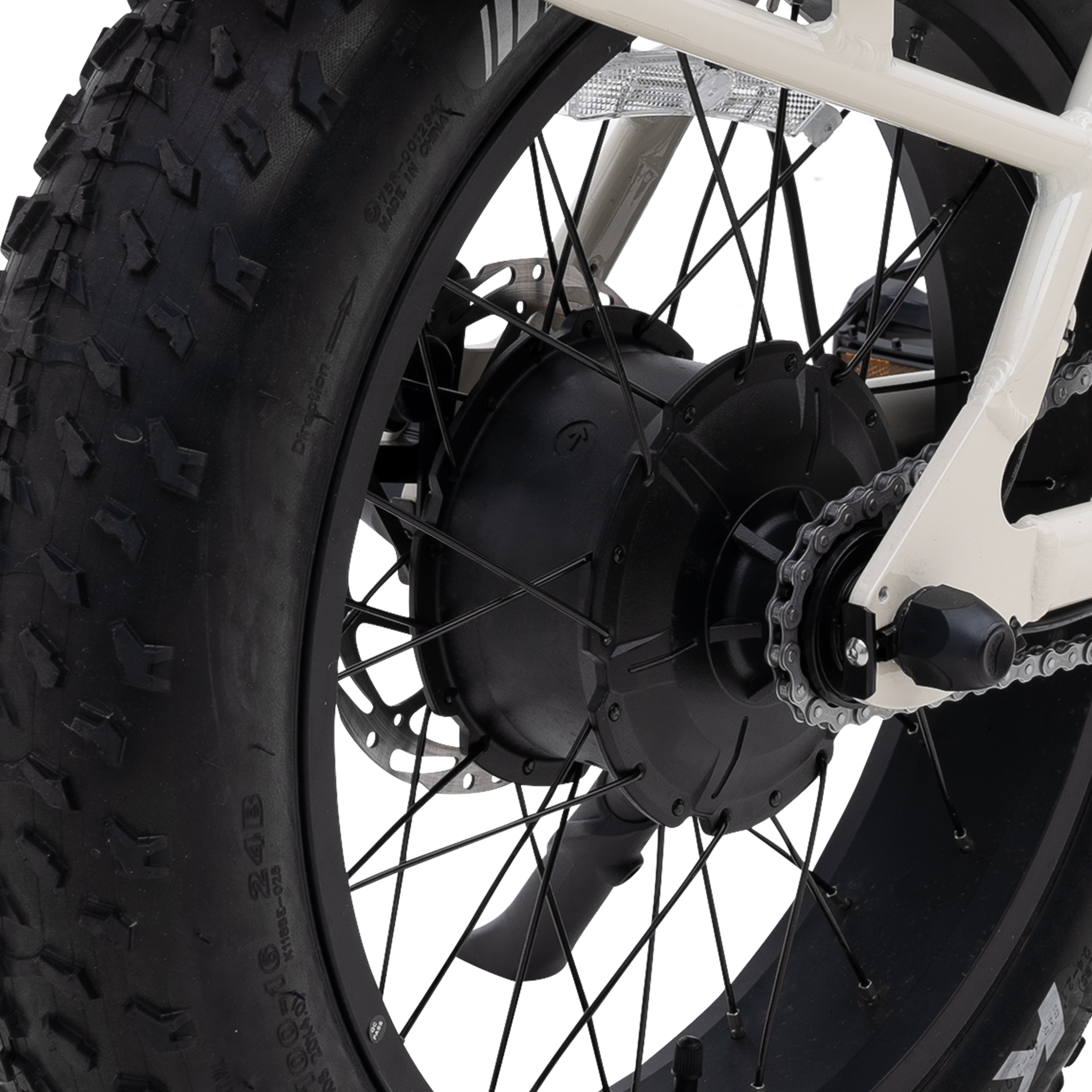 102025_HIGGS_ST_BONE_DETAIL_MOTOR_6557f91e-76ba-4370-aeac-21989f7201c2