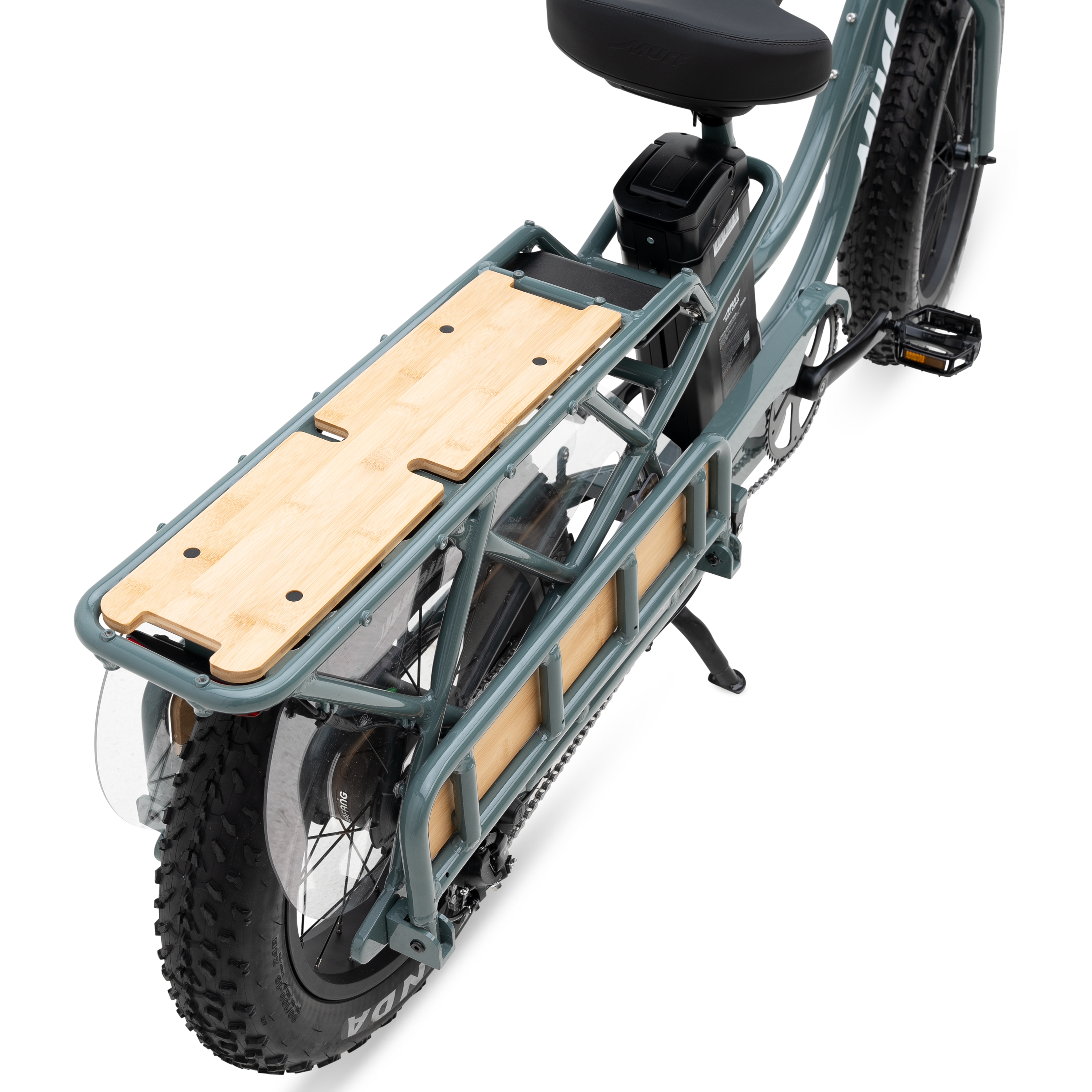 102725_HIGGS_CARGO_SB_DETAIL_FOOTBOARD_UP